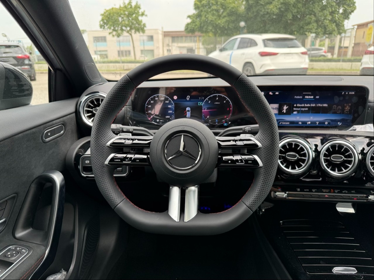 Mercedes Classe A Classe A 180 d Automatic AMG Line ADVANCED PLUS - 11