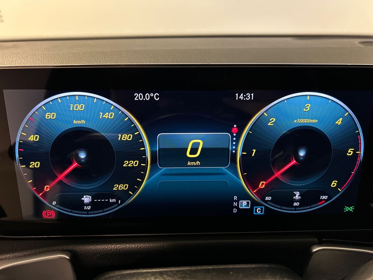 Mercedes GLB GLB 180 D Premium 8G-DCT - 10