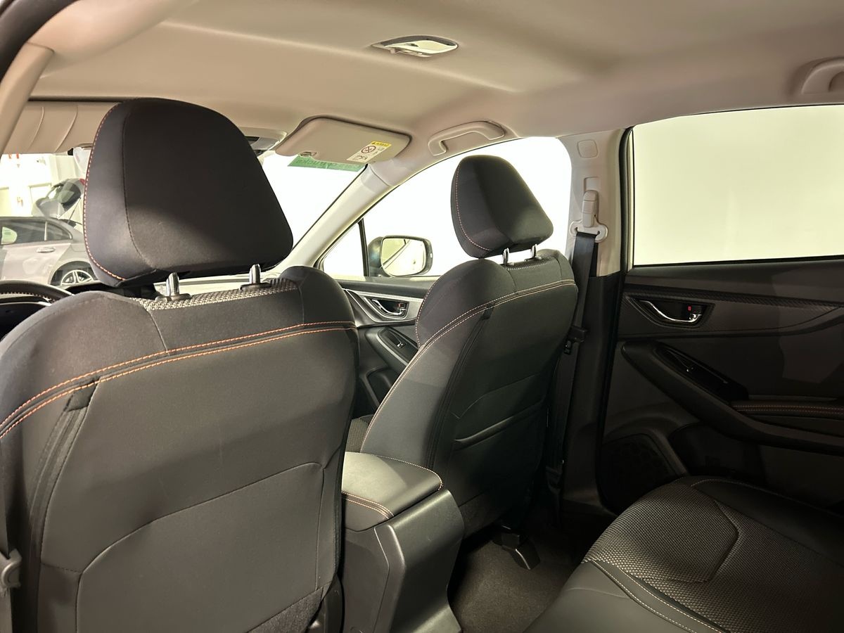 Subaru XV 1.6 i Style CVT Lineartronic - 18