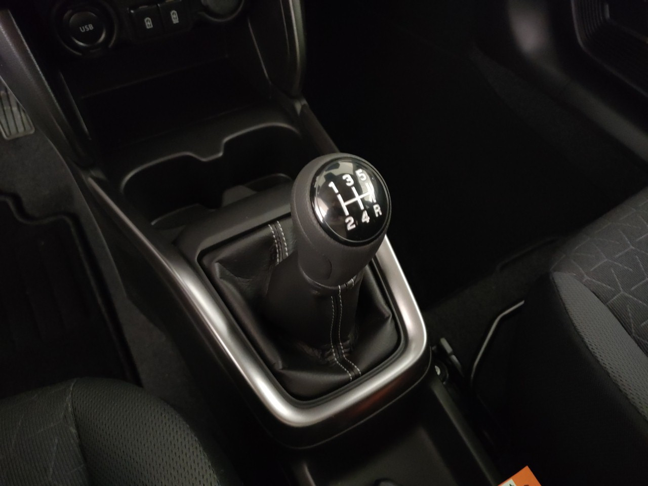 Suzuki Swift Nuovo Ibrido benzina Swift Porto Mantovano