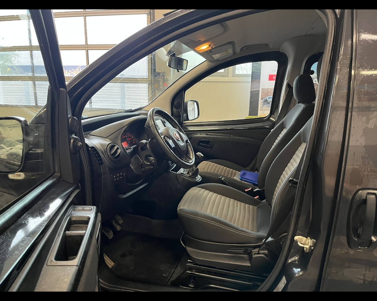 Foto FIAT Qubo 1.3 mjt 16v Trekking 80cv