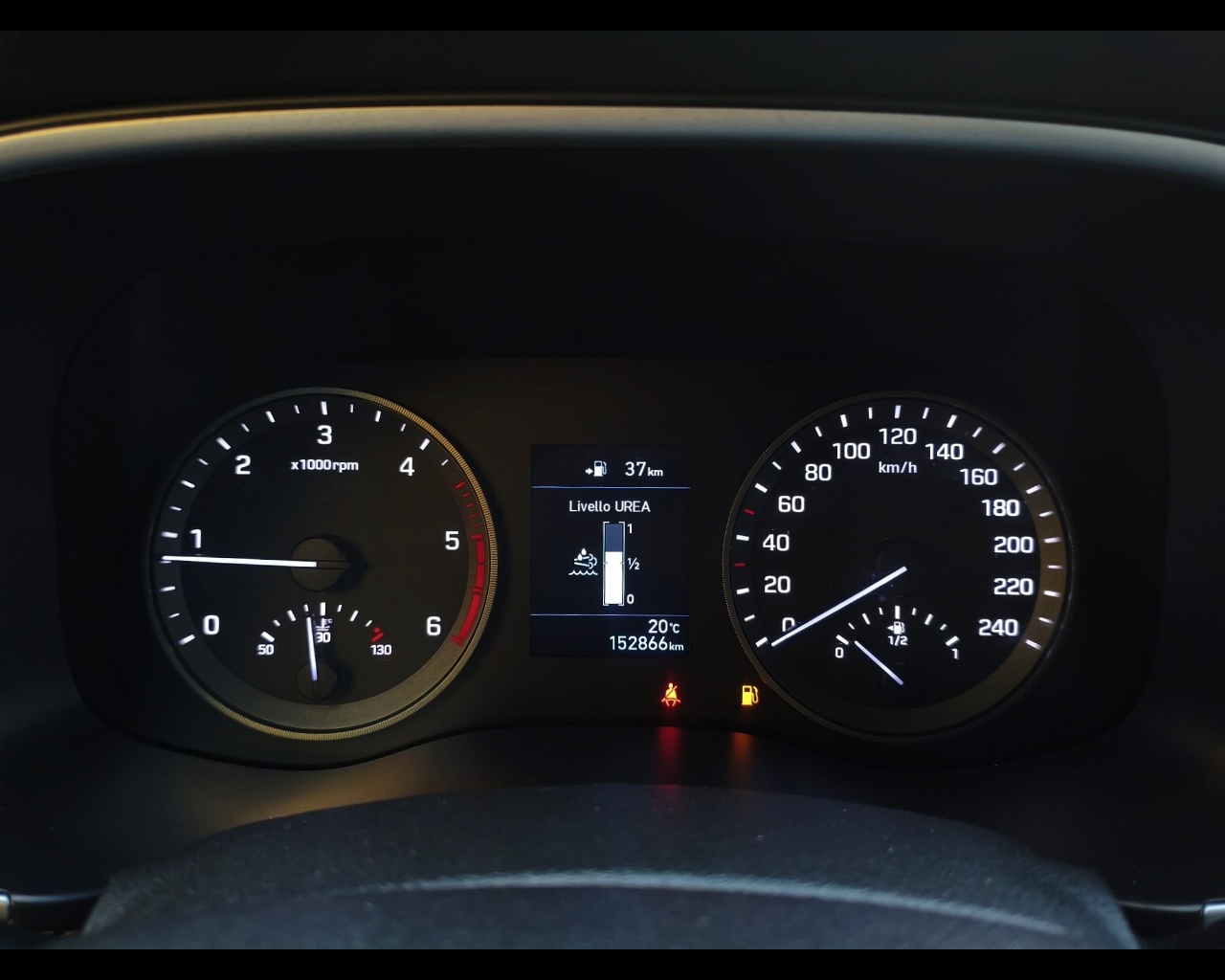 Foto HYUNDAI Tucson 1.6 crdi 48V Xprime 2wd 115cv 