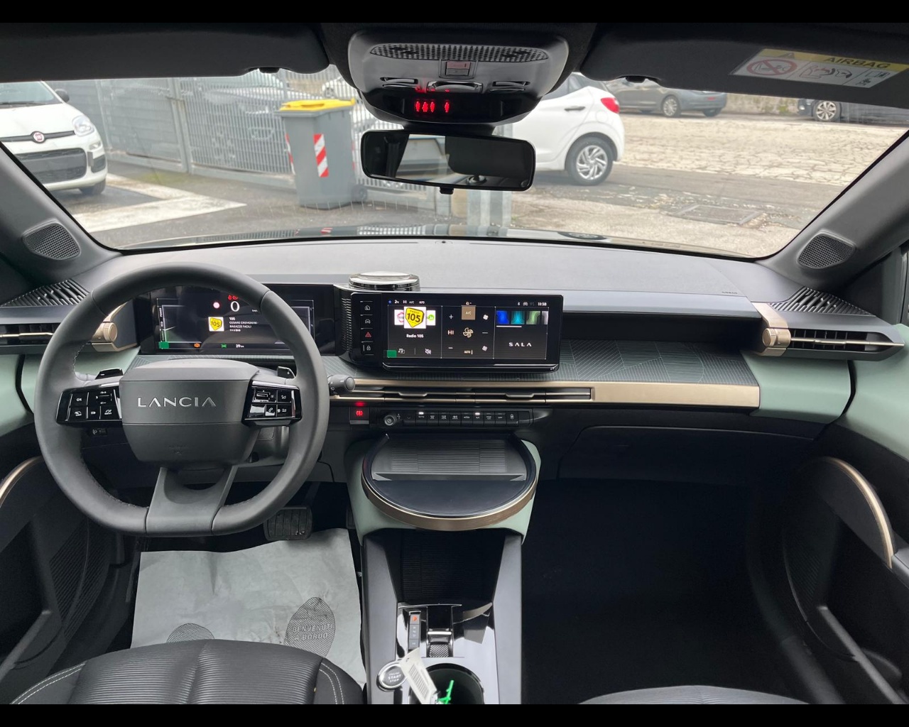 Foto LANCIA Nuova Ypsilon Mhev Serie 1 Nuova Ypsilon 1.2 110cv Ibrida