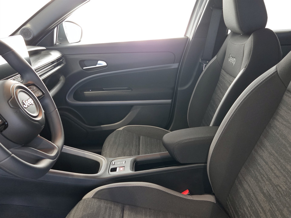 JEEP Avenger E-Hybrid Longitude 1.2 110cv Dct Mhev Ibrida km0 - 6