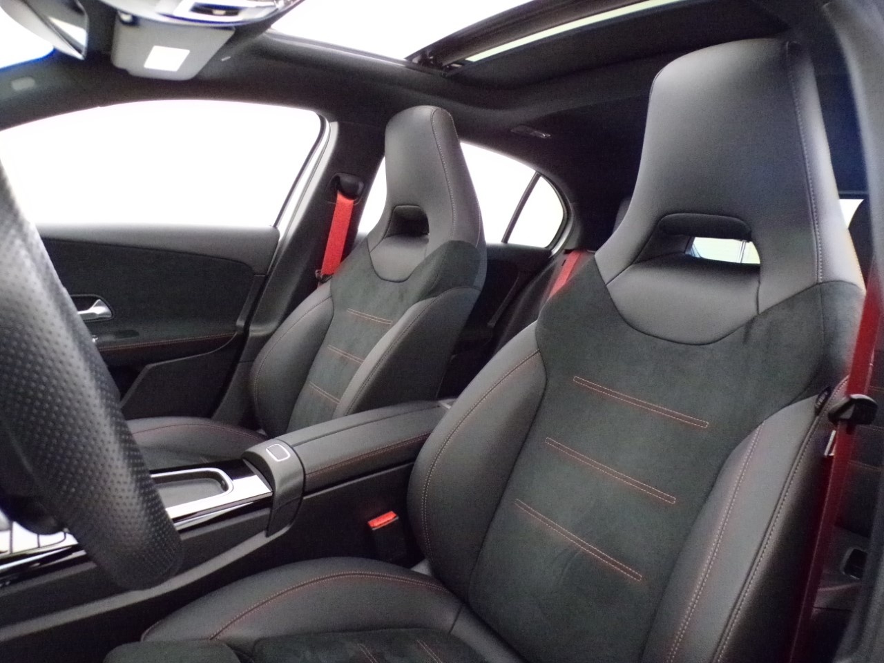 Mercedes-AMG Classe A Classe A AMG 35 AMG Line Premium 4Matic Speedshift DCT AMG 8G - 12