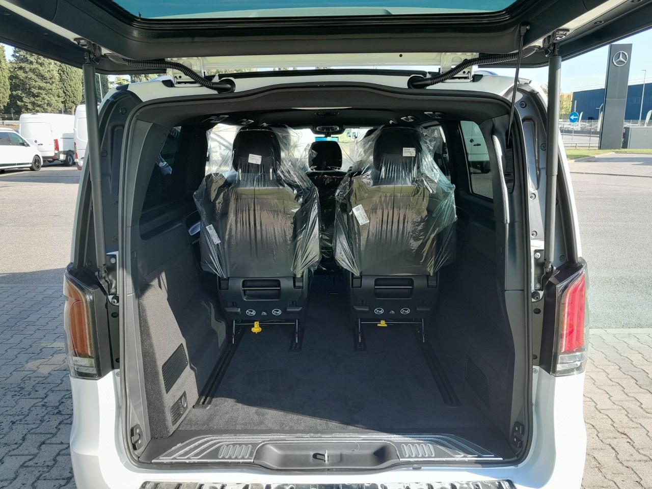 Mercedes Classe V V 300 d AVANTGARDE Extralong - 16