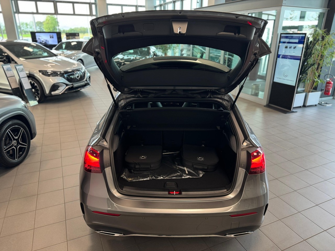 Mercedes Classe A Classe A 250 e Plug-In Hybrid AMG Line ADVANCED PLUS - 14