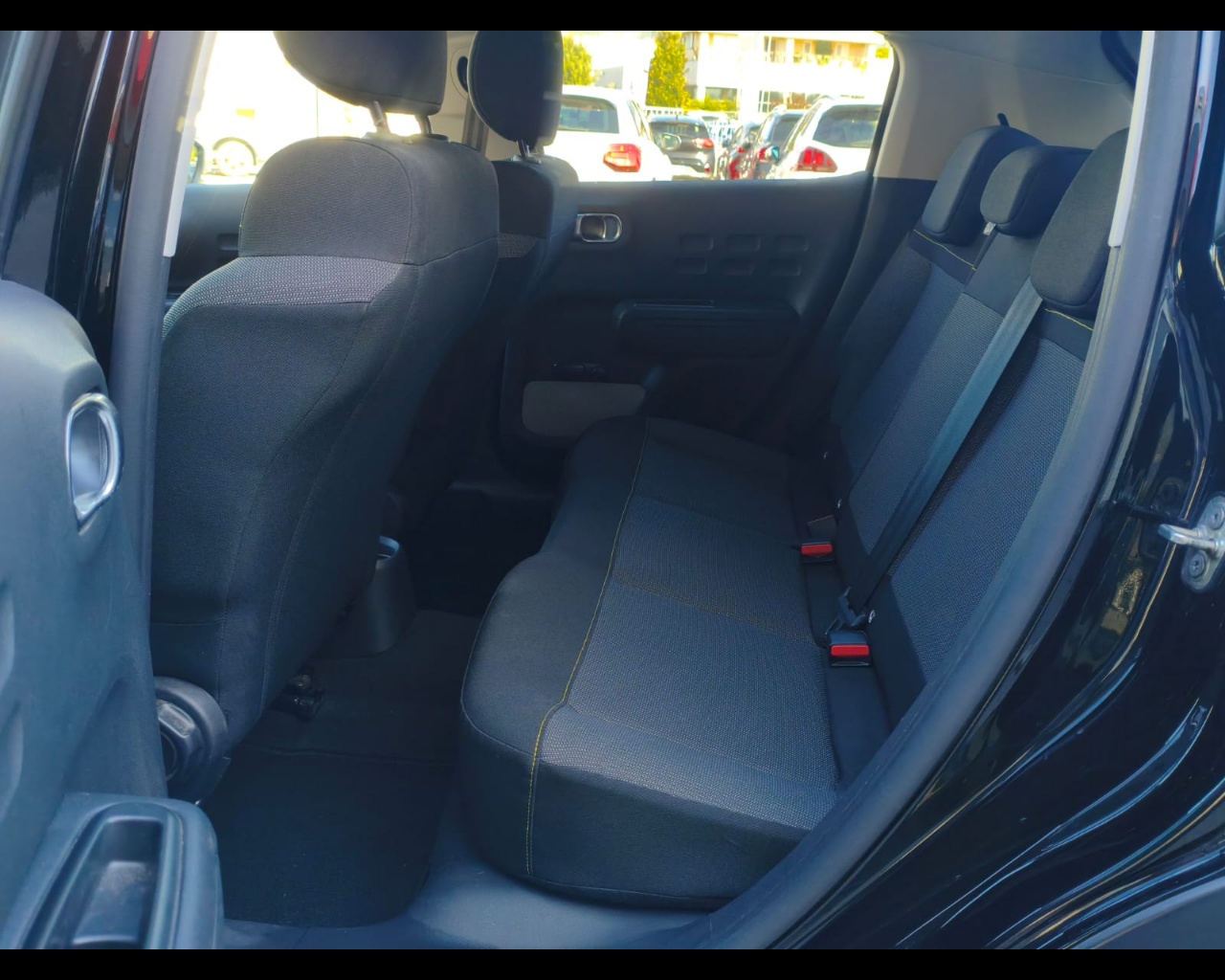 Foto CITROEN C3 1.5 bluehdi C-Series s&s 100cv 6m