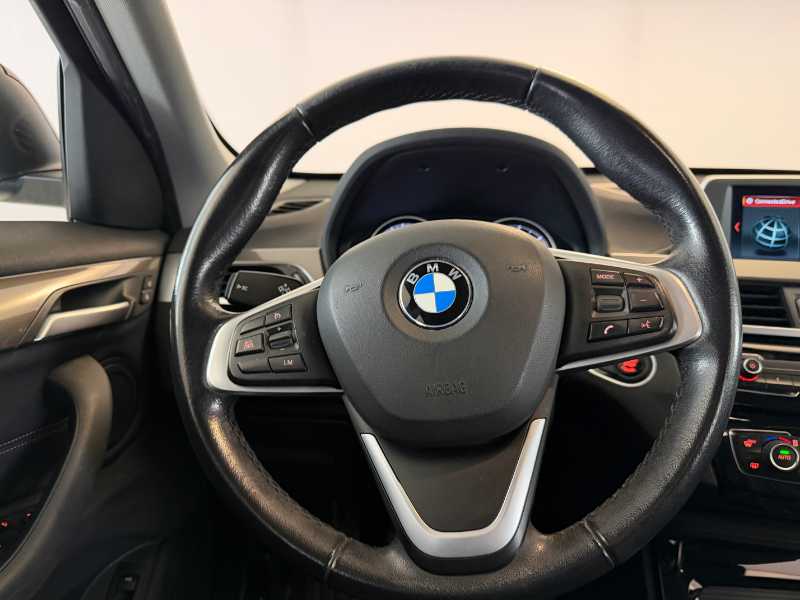 X1 F48 - X1 Sdrive16d Sport My18