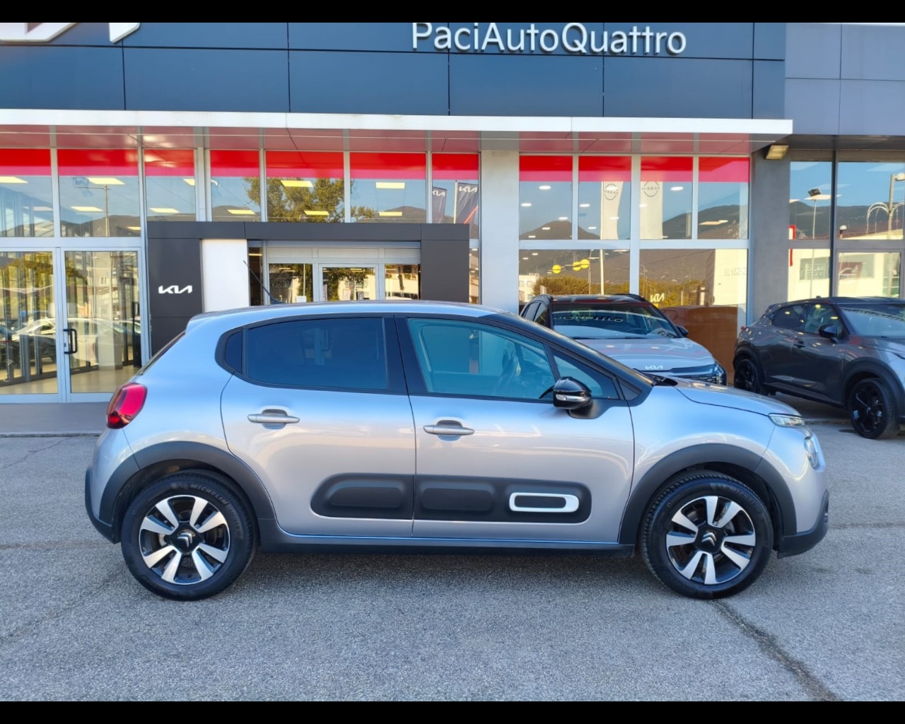 Foto CITROEN C3 1.2 puretech Max s&s 110cv eat6