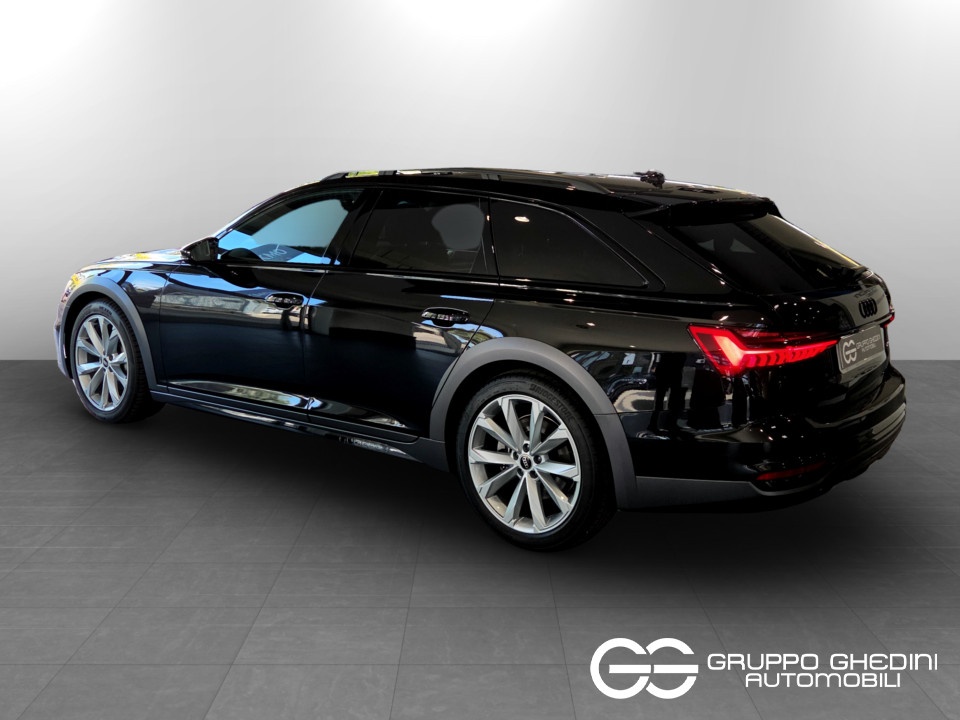 AUDI A6 Allroad 40 2.0 tdi mhev 12V quattro 204cv s-tronic Ibrida usato - 2