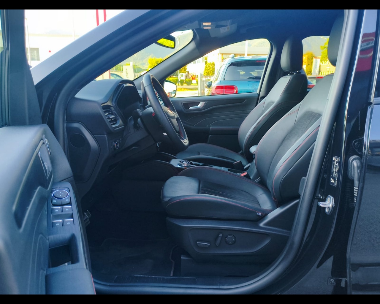 Foto FORD Kuga 2.5 full hybrid ST-Line X 2wd 190cv cvt