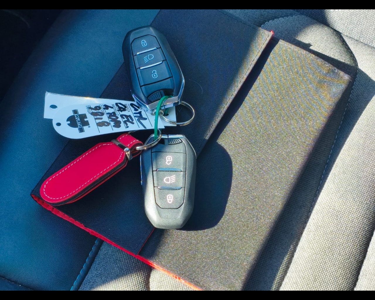 Foto CITROEN E-C4 Feel Pack