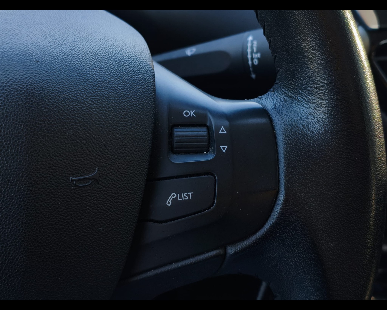 Foto PEUGEOT 208 5p 1.2 puretech Active 82cv