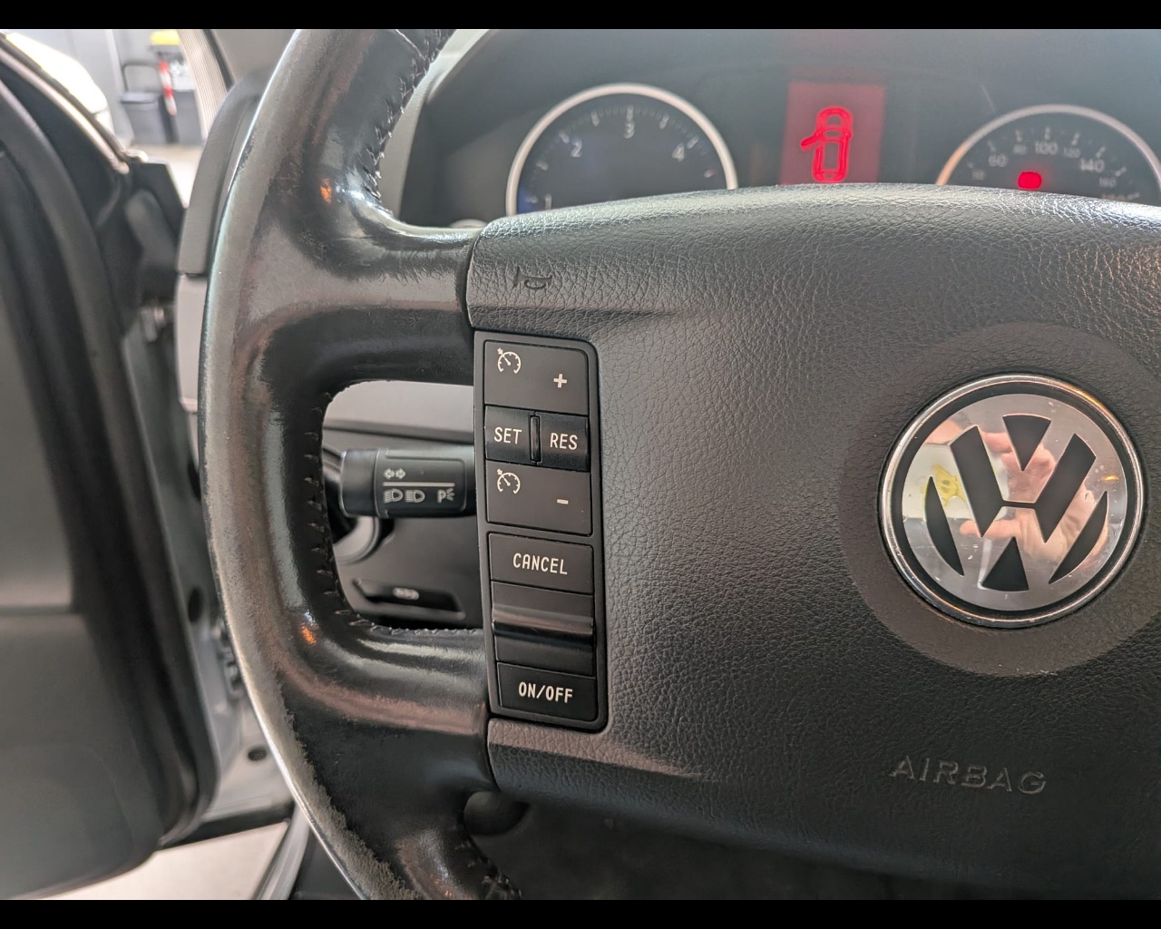 Foto VOLKSWAGEN Touareg 2.5 tdi R5 dpf FL