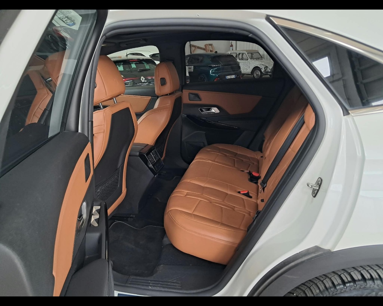Foto DS DS7 Crossback 1.5 bluehdi Grand Chic 130cv auto