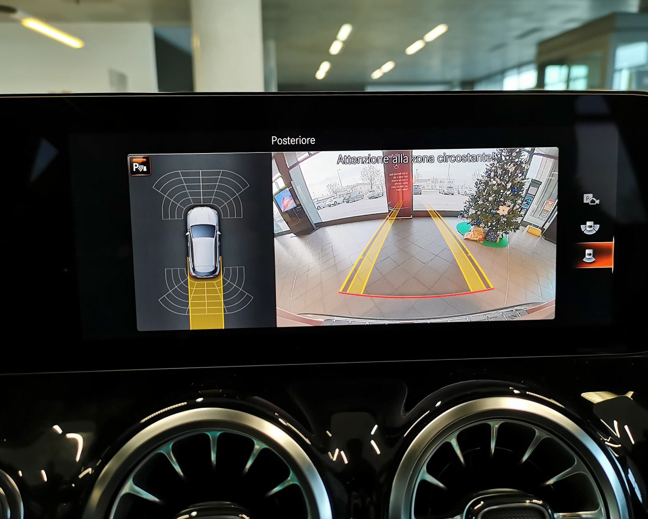 Mercedes GLA GLA 250e Plug-in hybrid Automatic PREMIUM - 16