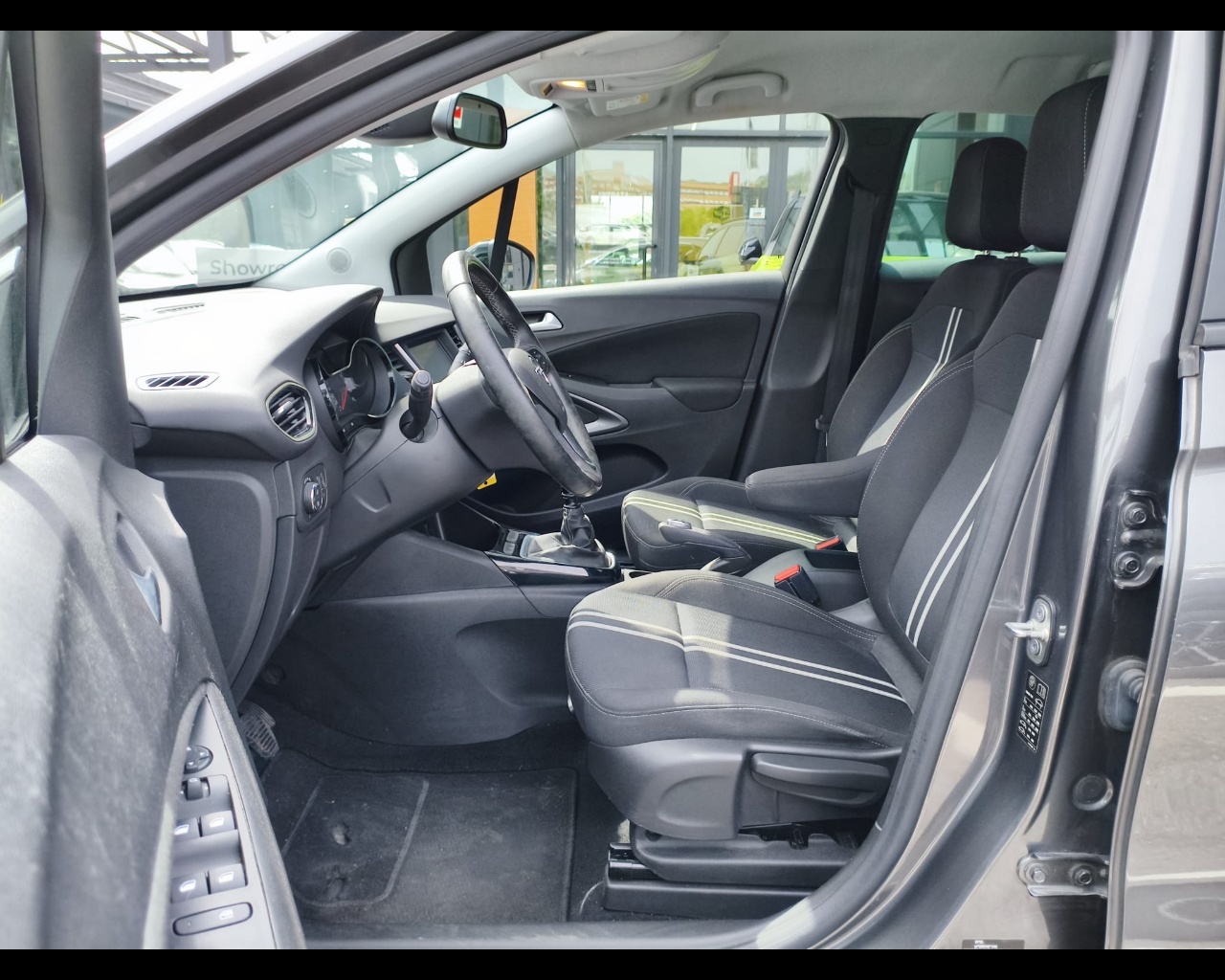 Foto OPEL Crossland 1.5 ecotec Elegance 110cv