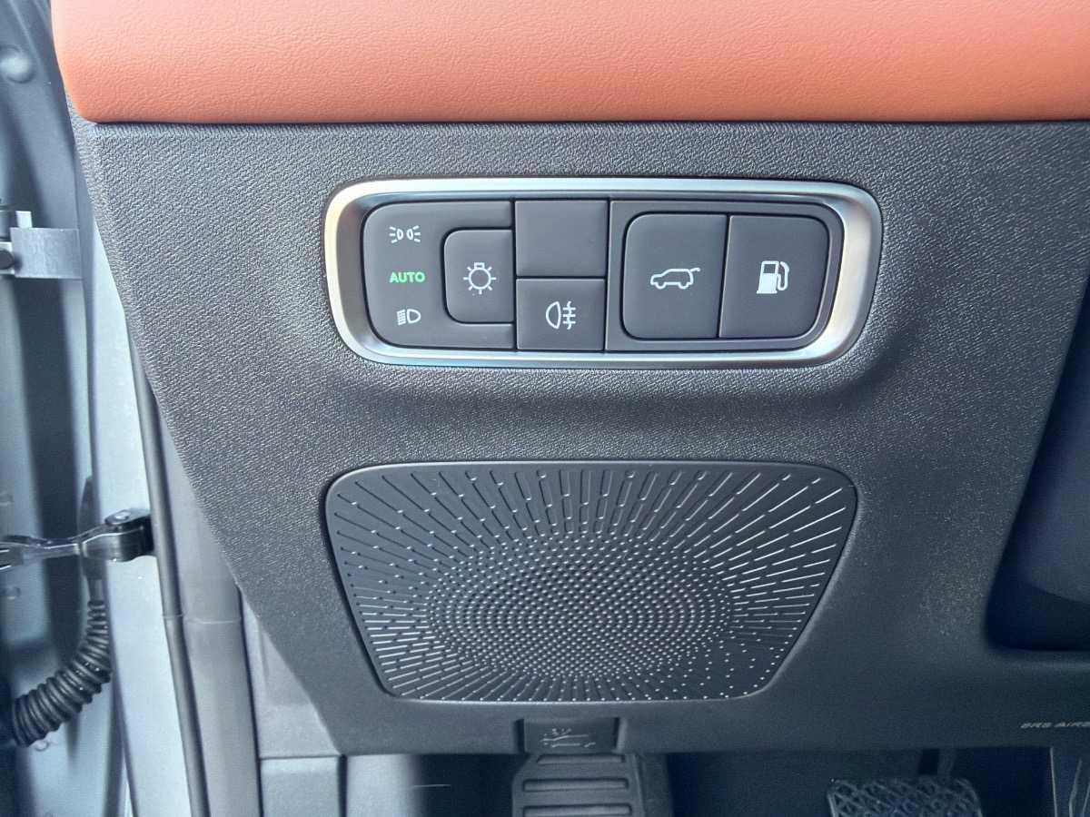 Lepas Lepas L8 PHEV Nuovo Ibrido Lepas L8 PHEV Padova