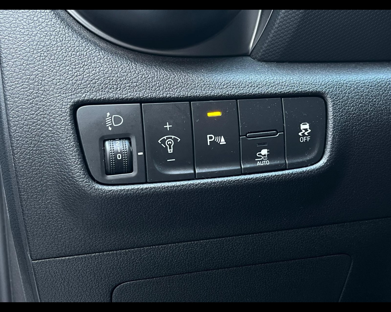 Foto HYUNDAI Kona 64 kWh EV Xline