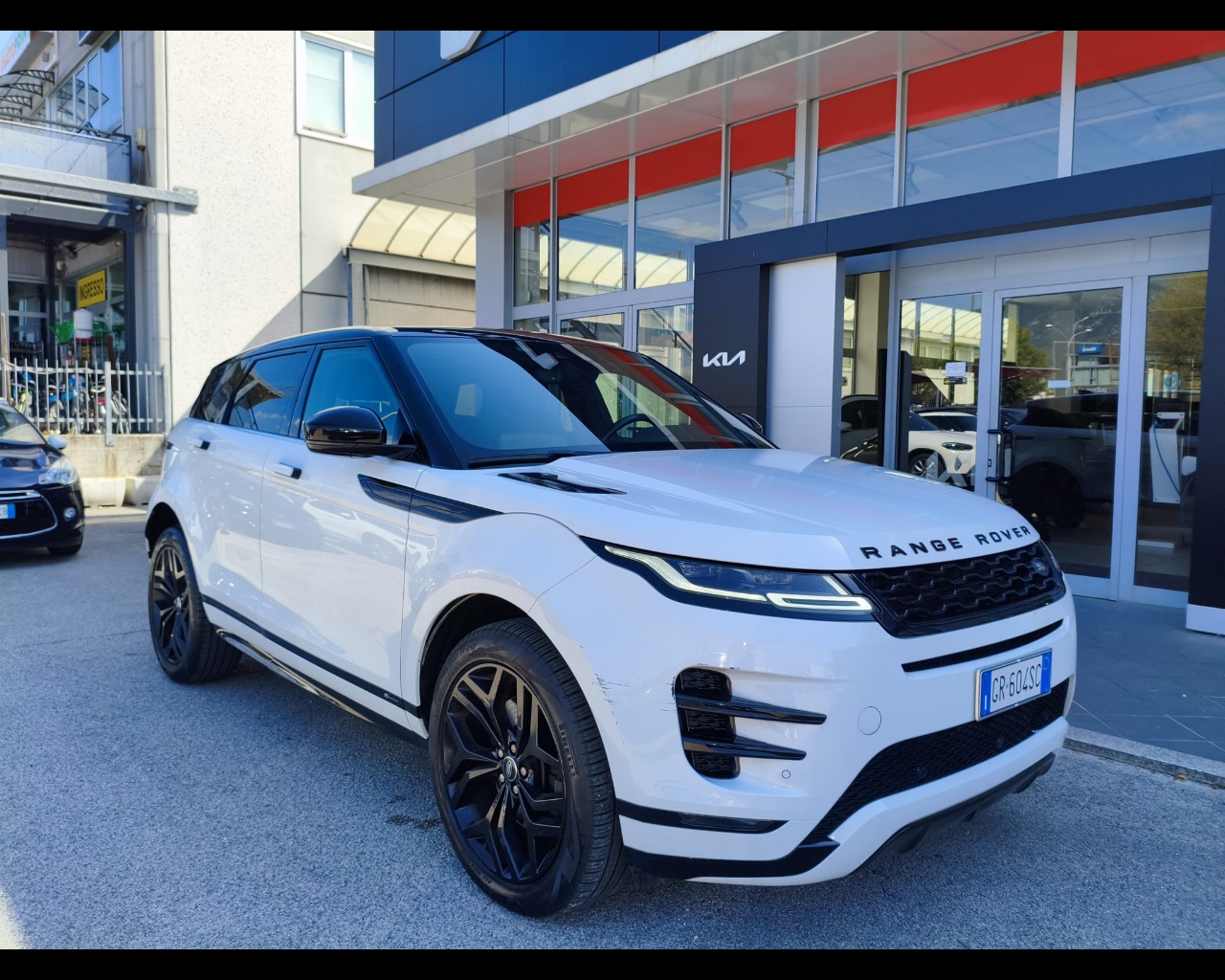 Foto LAND ROVER Range Rover Evoque 2.0d i4 mhev R-Dynamic S awd 150cv auto