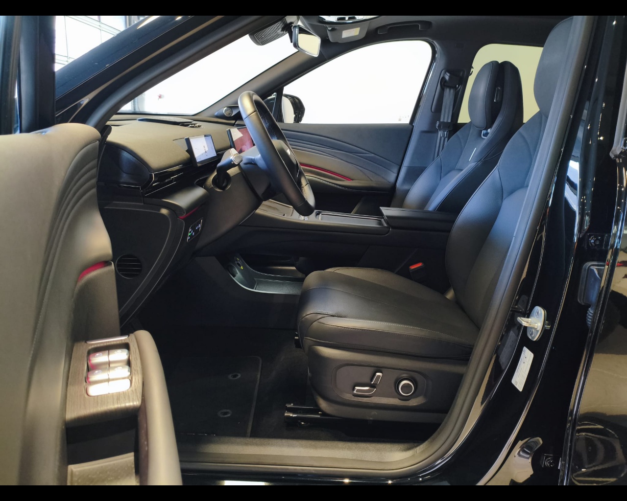 Foto OMODA OMODA 7 PHEV 1.5TGDI DHT1 Premium