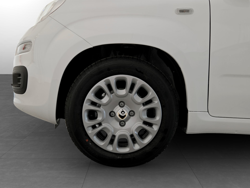 FIAT Panda Pandina My26 1.0 65cv Hybrid Pop Ibrida km0 - 18