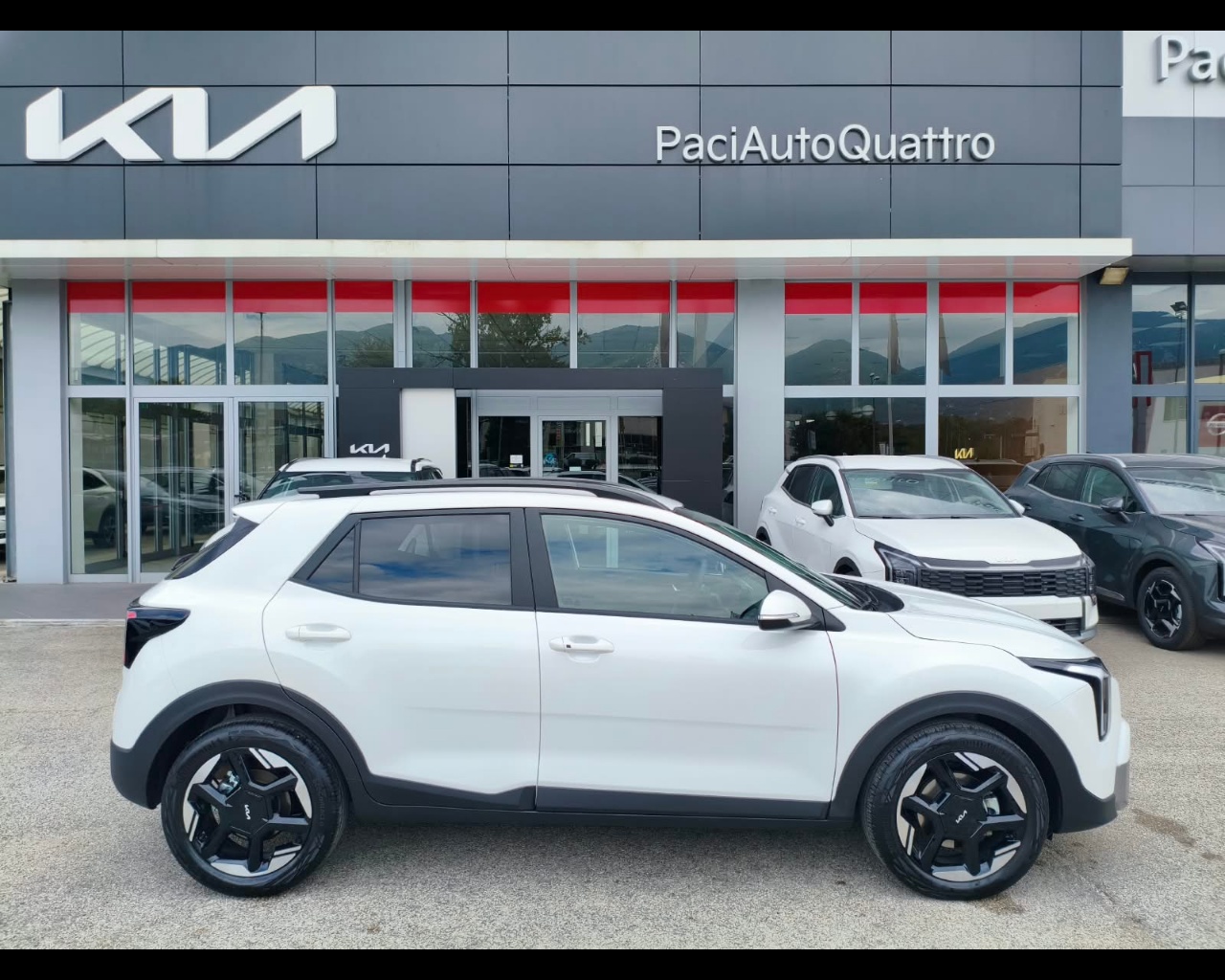 Foto KIA NUOVA STONIC 1.0 T-GDI MH STYLE LAUNCH
5 Door