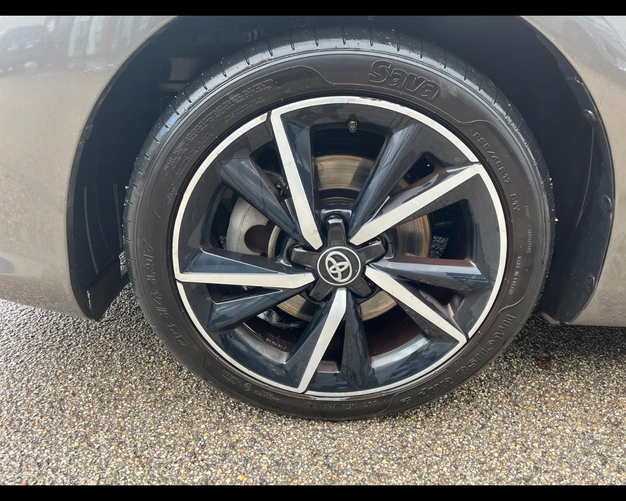 Foto TOYOTA Auris Touring Sports 1.8h Style cvt