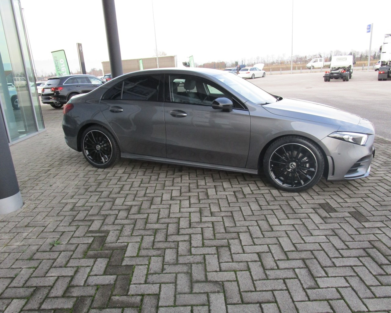 Mercedes Classe A Berlina Classe A 180 d Automatic Advanced Plus AMG Line - 3