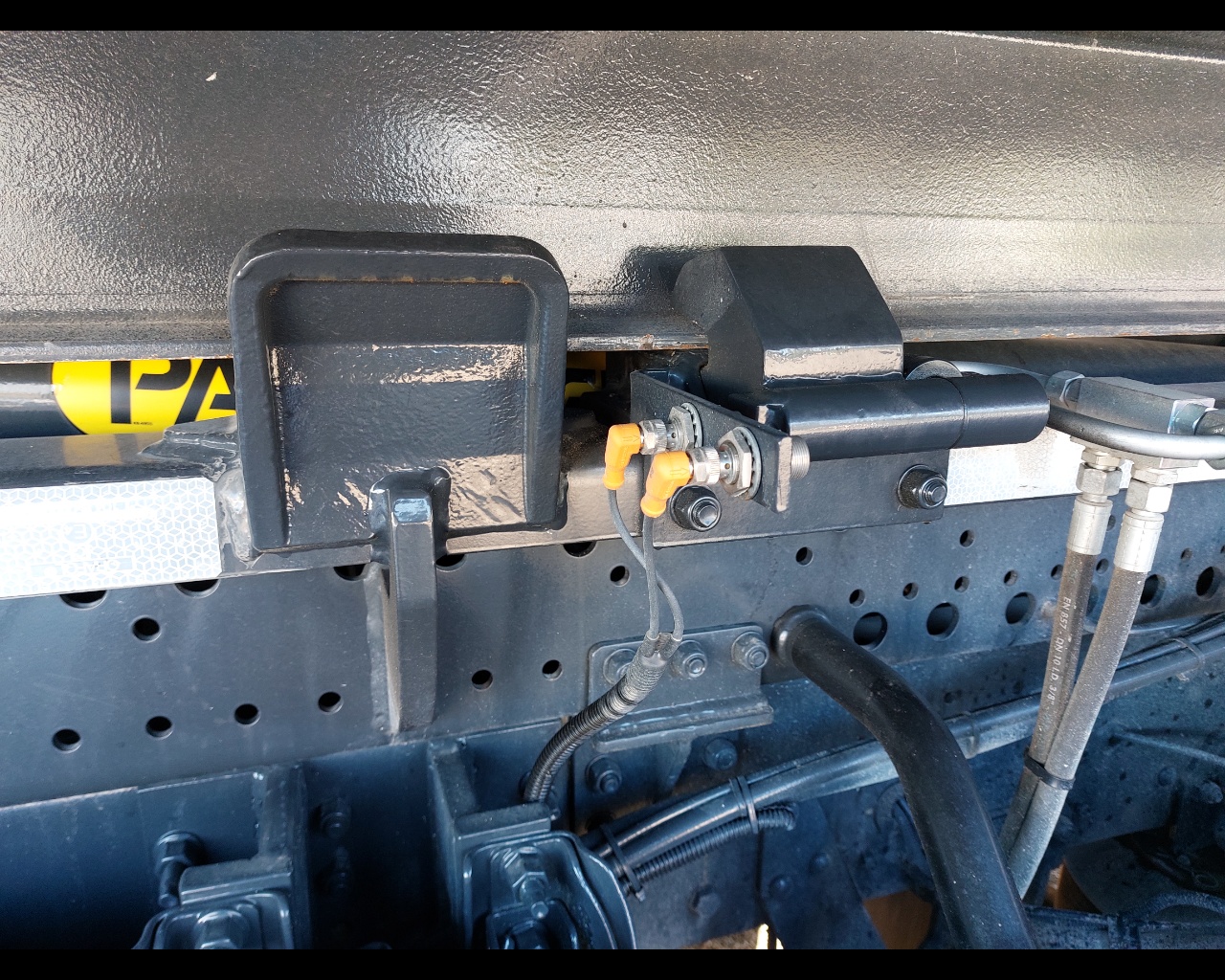 Scania Lungo Raggio LB 32 R 560 LB 8x2*6 HNB - 15