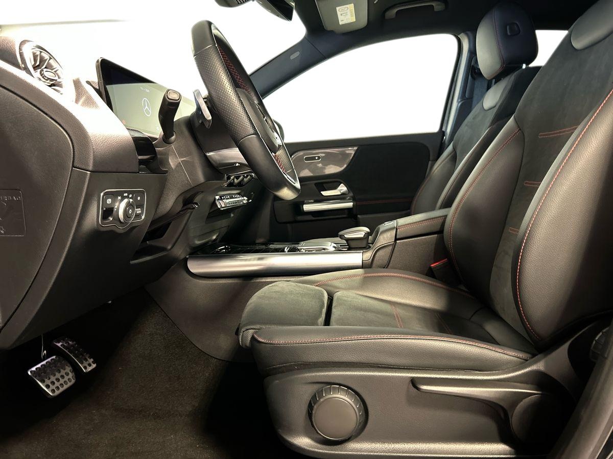 Mercedes GLA GLA 200 D Premium 4Matic 8G-DCT - 10