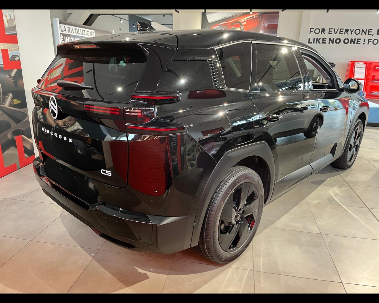 Foto CITROEN C5 Aircross 1.2 hybrid Max 145cv auto
