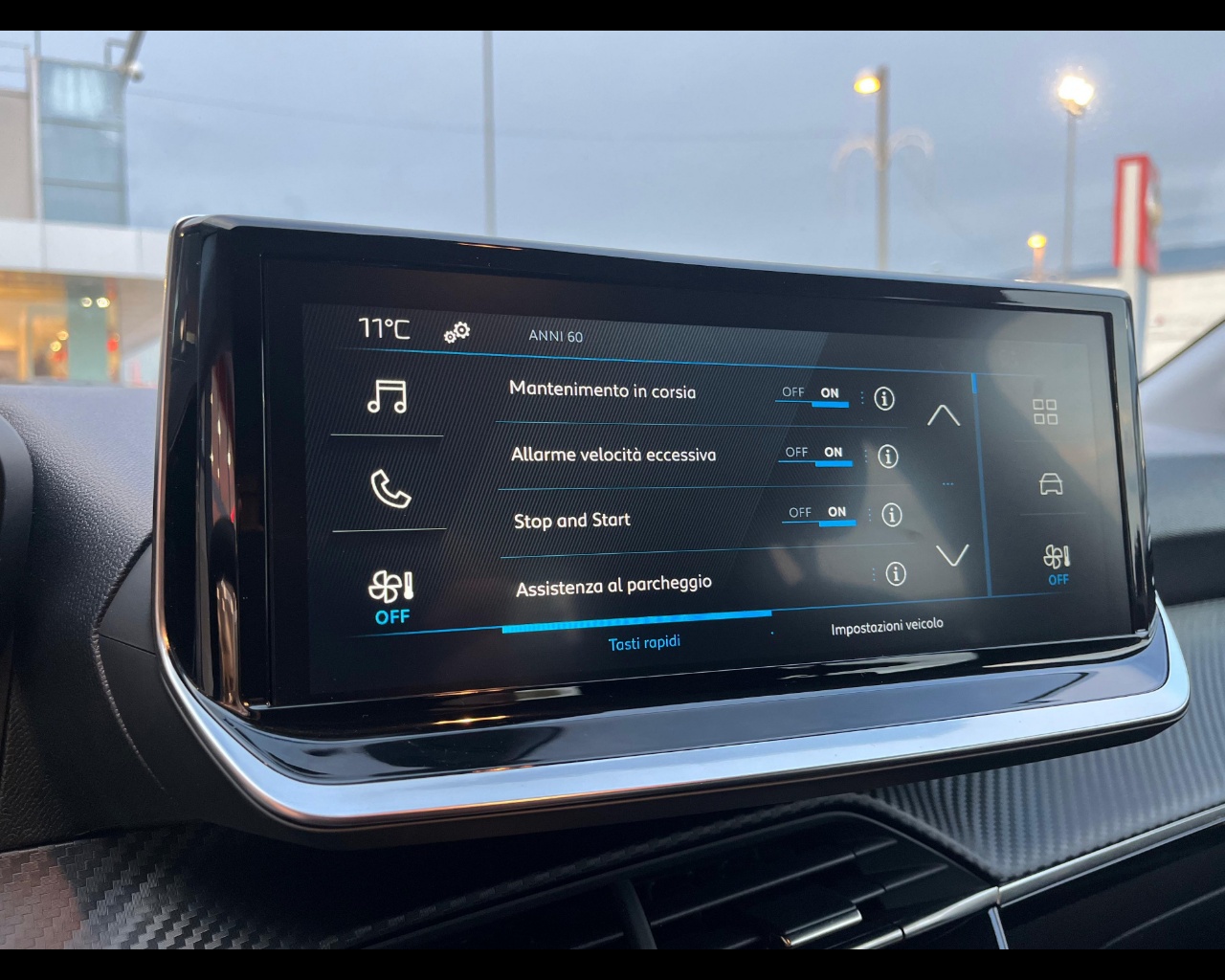 Foto PEUGEOT 208 1.2 hybrid Style 100cv e-dcs 6