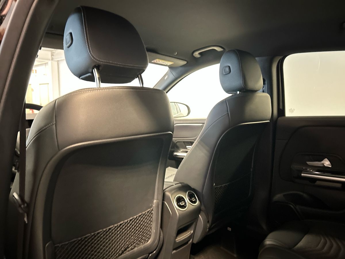 Mercedes GLA GLA 200 D Sport Plus 4Matic 8G-DCT - 18