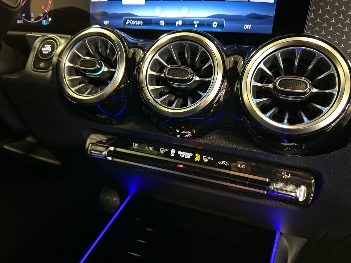 Mercedes GLB GLB 200 D Progressive Advanced Plus 8G-DCT - 14