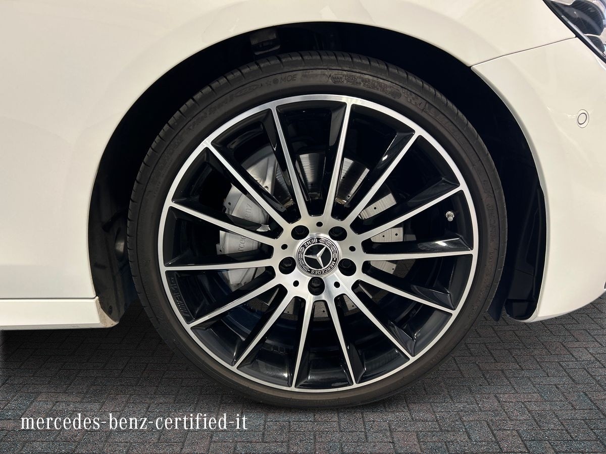 Mercedes Classe E Station Wagon Classe E Station Wagon 220 d Mild hybrid Premium AMG Line Night Edition 4Matic 9G-Tronic Plus - 17