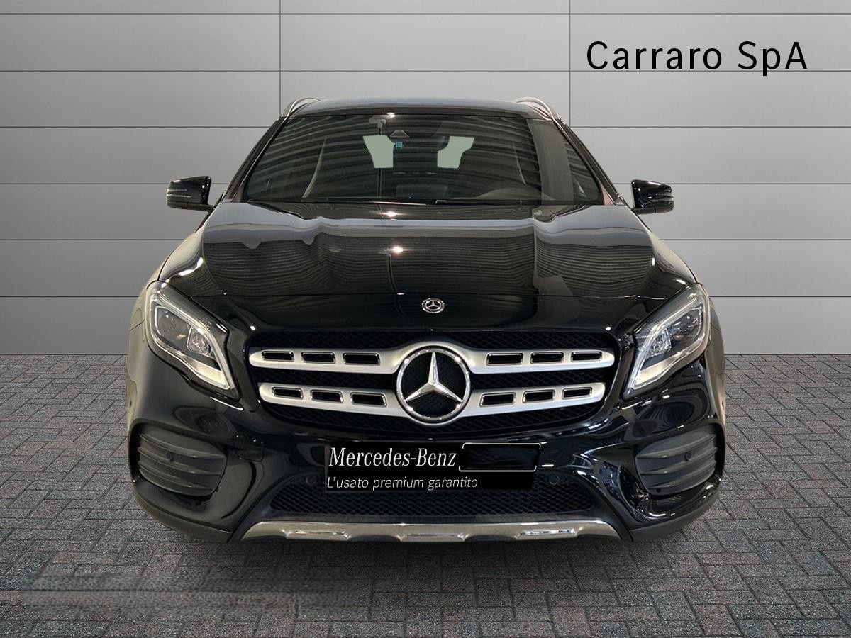 Mercedes GLA GLA 200 D Premium 7G-DCT - 3
