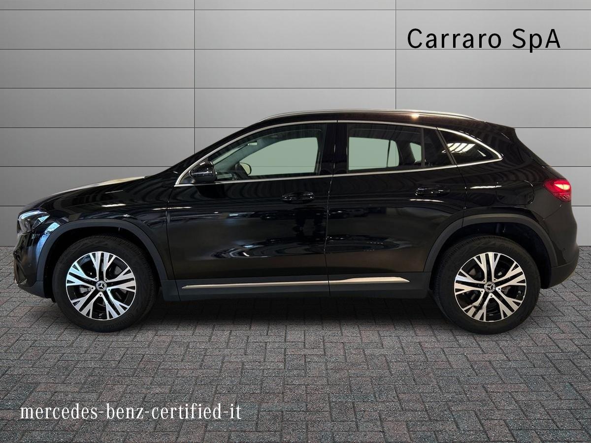 Mercedes GLA GLA 180 Progressive Advanced 7G-DCT - 6