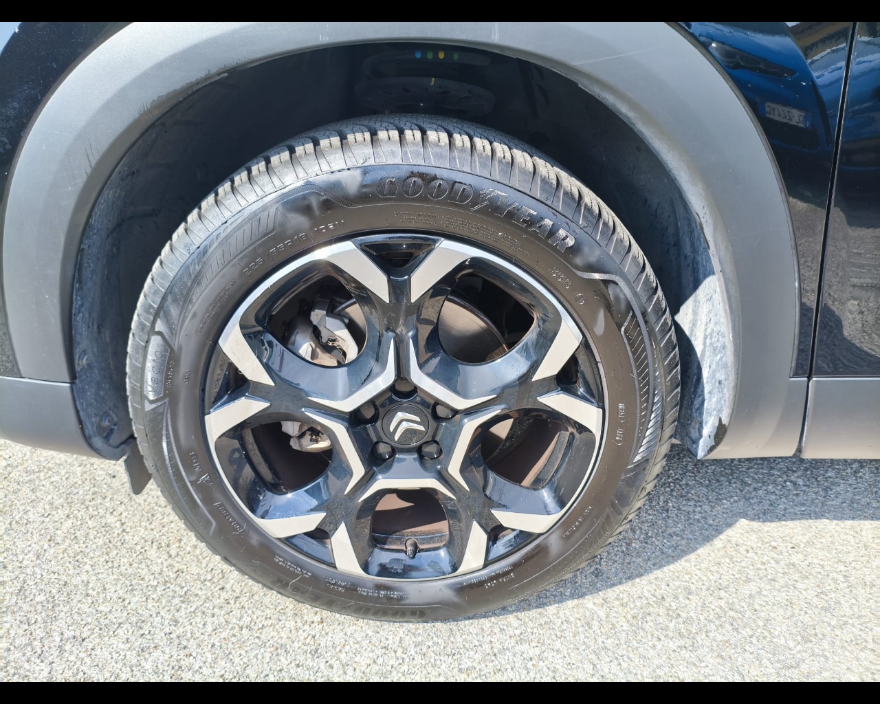 Foto CITROEN C5 Aircross 1.5 bluehdi Shine s&s 130cv eat8