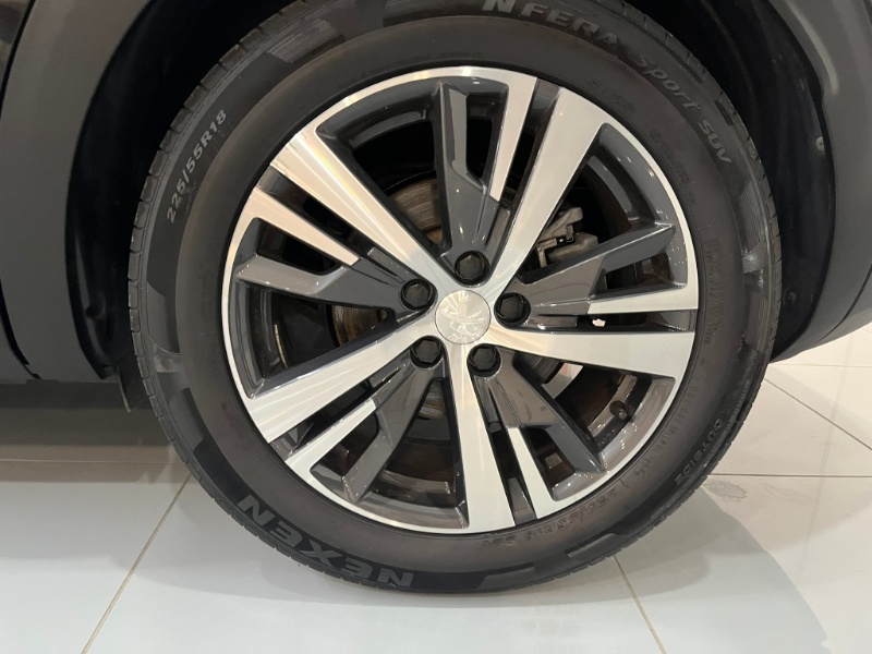 PEUGEOT – 3008 Hybrid4 300 e-EAT8 Allure Pack