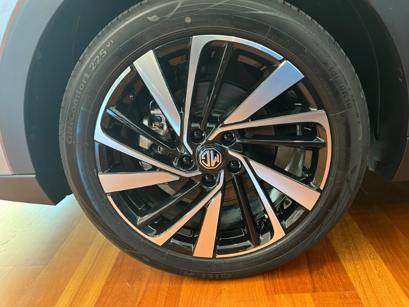 MG – ZS 1.5 Hybrid+ Luxury