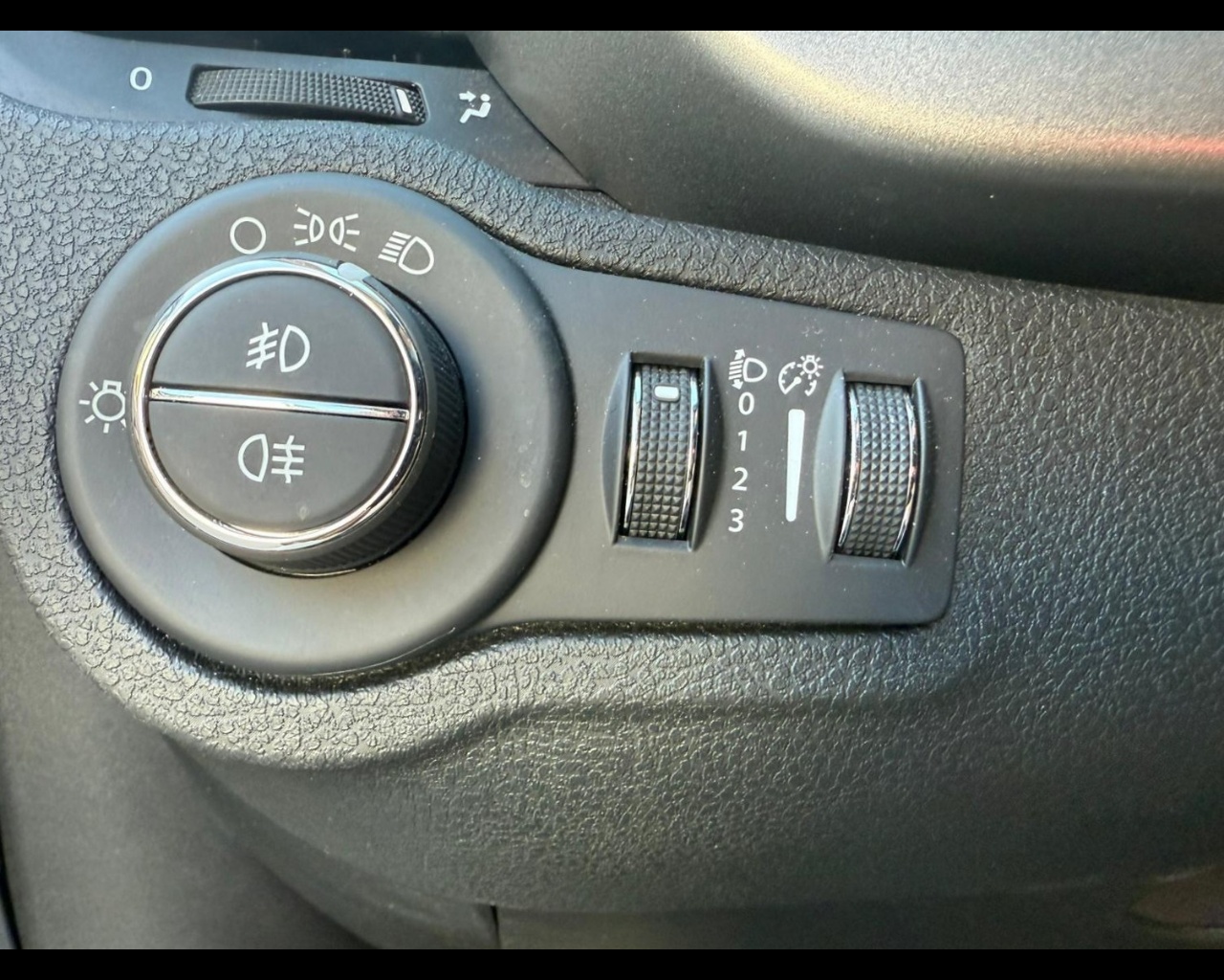 Foto FIAT 500X 1.5 t4 hybrid Sport 130cv dct