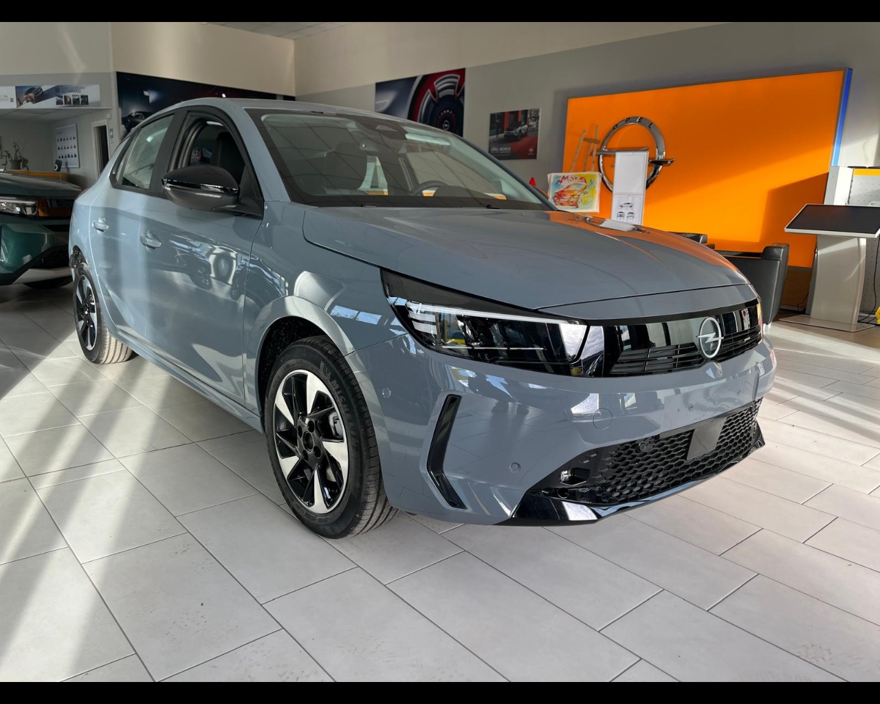 Foto OPEL Corsa full electric Nuova Yes 136cv