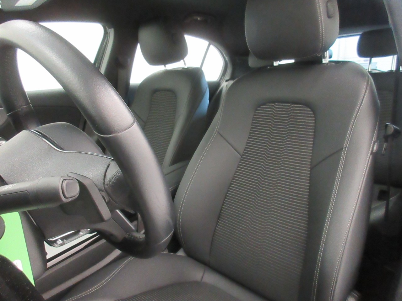 Mercedes Classe A Classe A 180 D Sport 8G-DCT - 12
