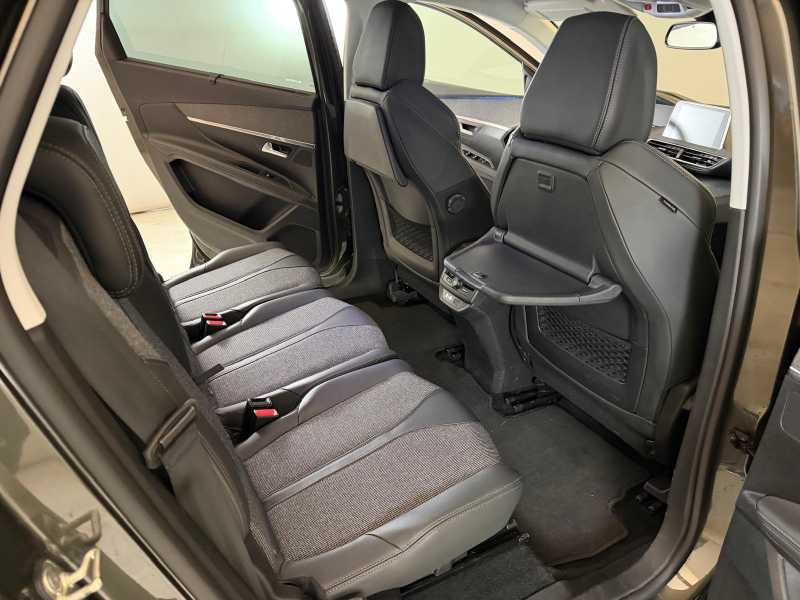 5008 2ª Serie - 5008 Bluehdi 130 S&s Eat8 Allure