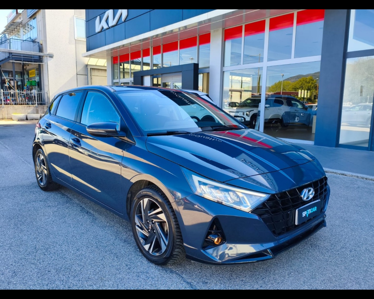 Foto HYUNDAI i20 1.2 mpi Connectline