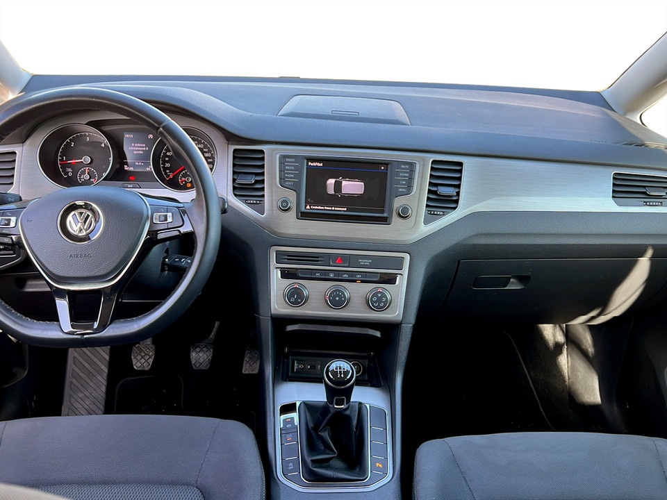 VOLKSWAGEN Golf Sportsvan 1.6 tdi Comfortline 115cv Diesel usato - 9