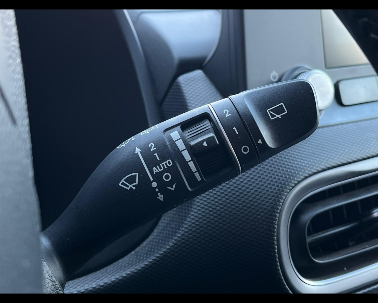 Foto HYUNDAI Kona 64 kWh EV Xline