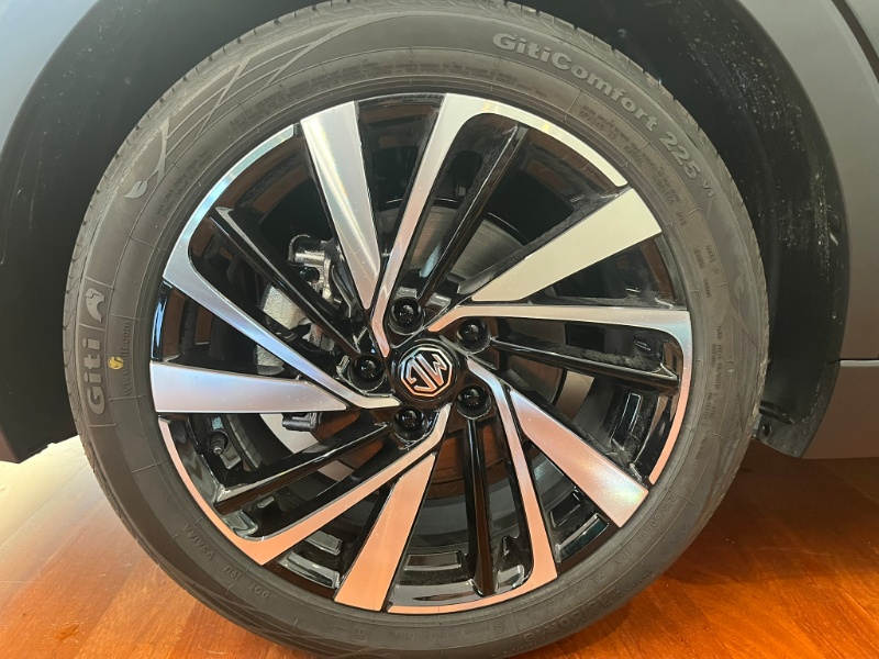 MG – ZS 1.5 Hybrid+ Luxury